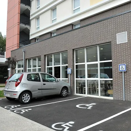 格勒诺布尔中心阿尔佩克斯民宿酒店 格勒诺布尔